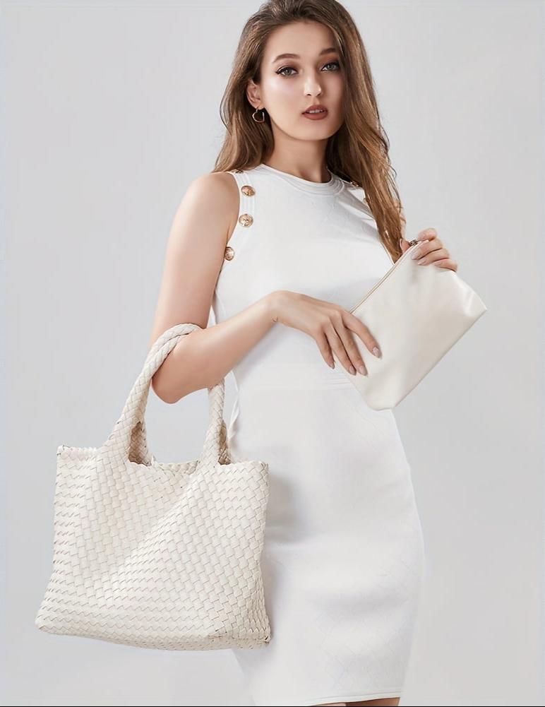 Woven tote bag in off-white with two flat handles